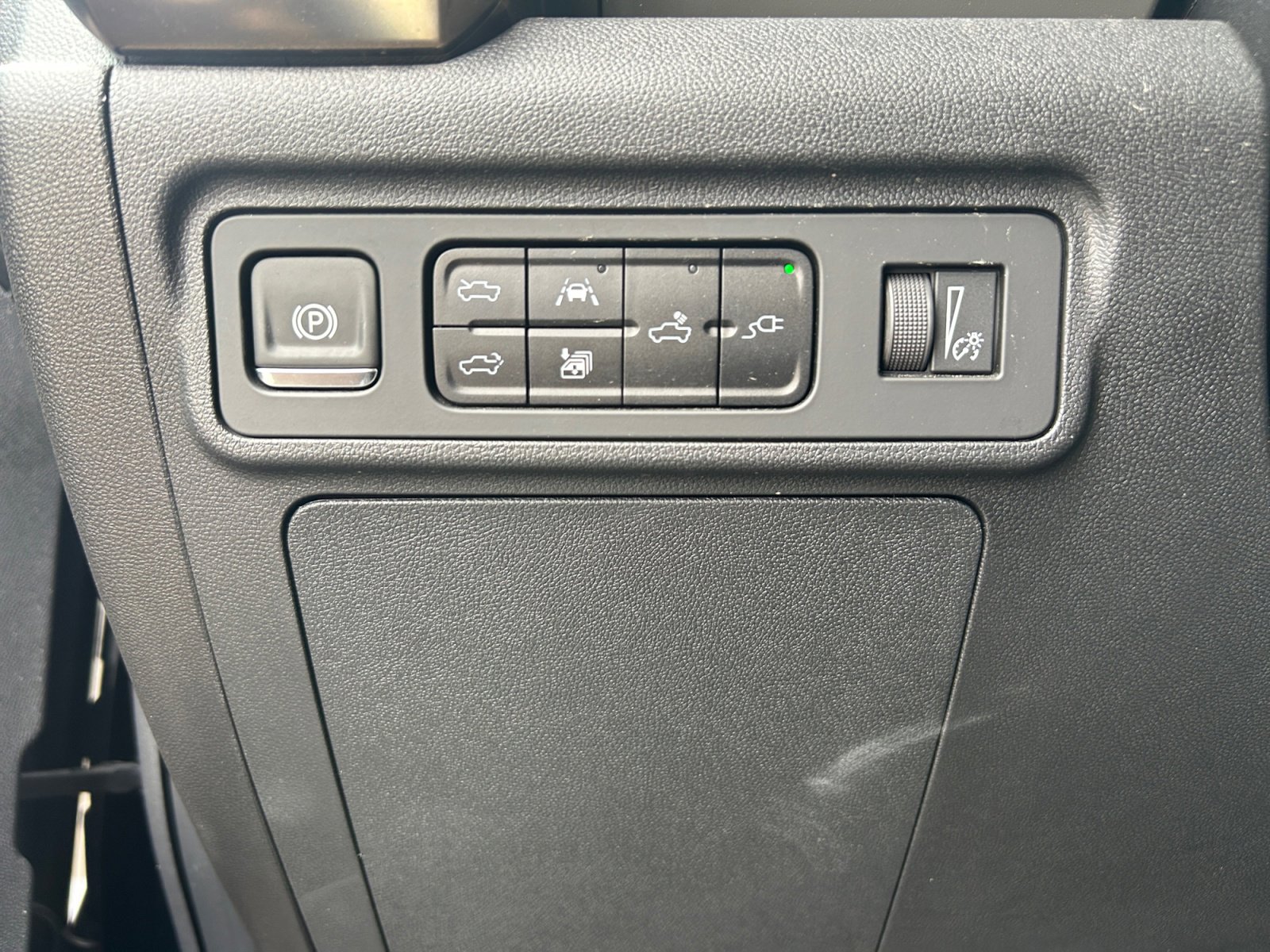 New 2025 GMC Hummer EV 2X w/ LPO, Sport Package image 27