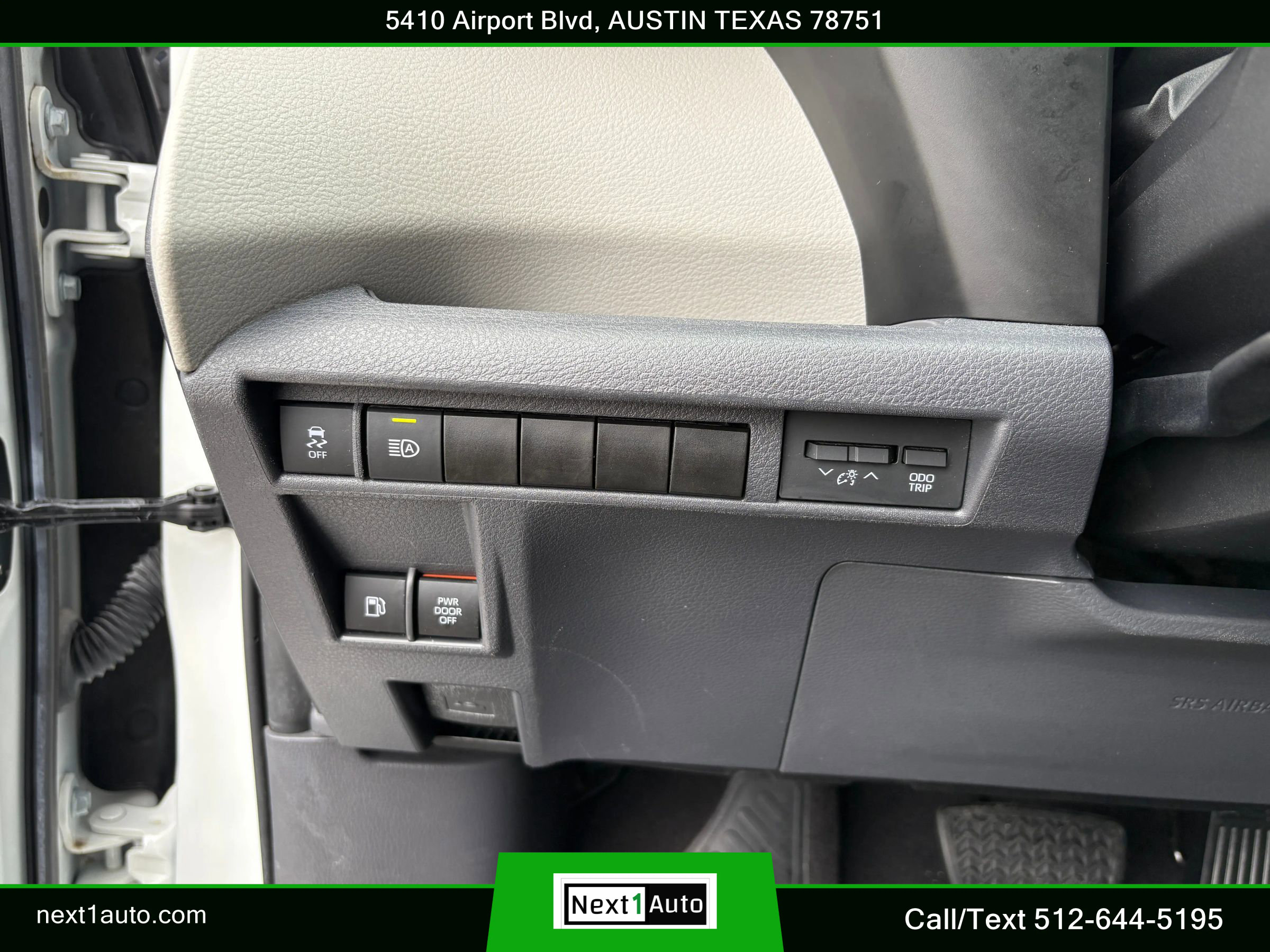 Used 2021 Toyota Sienna LE image 18