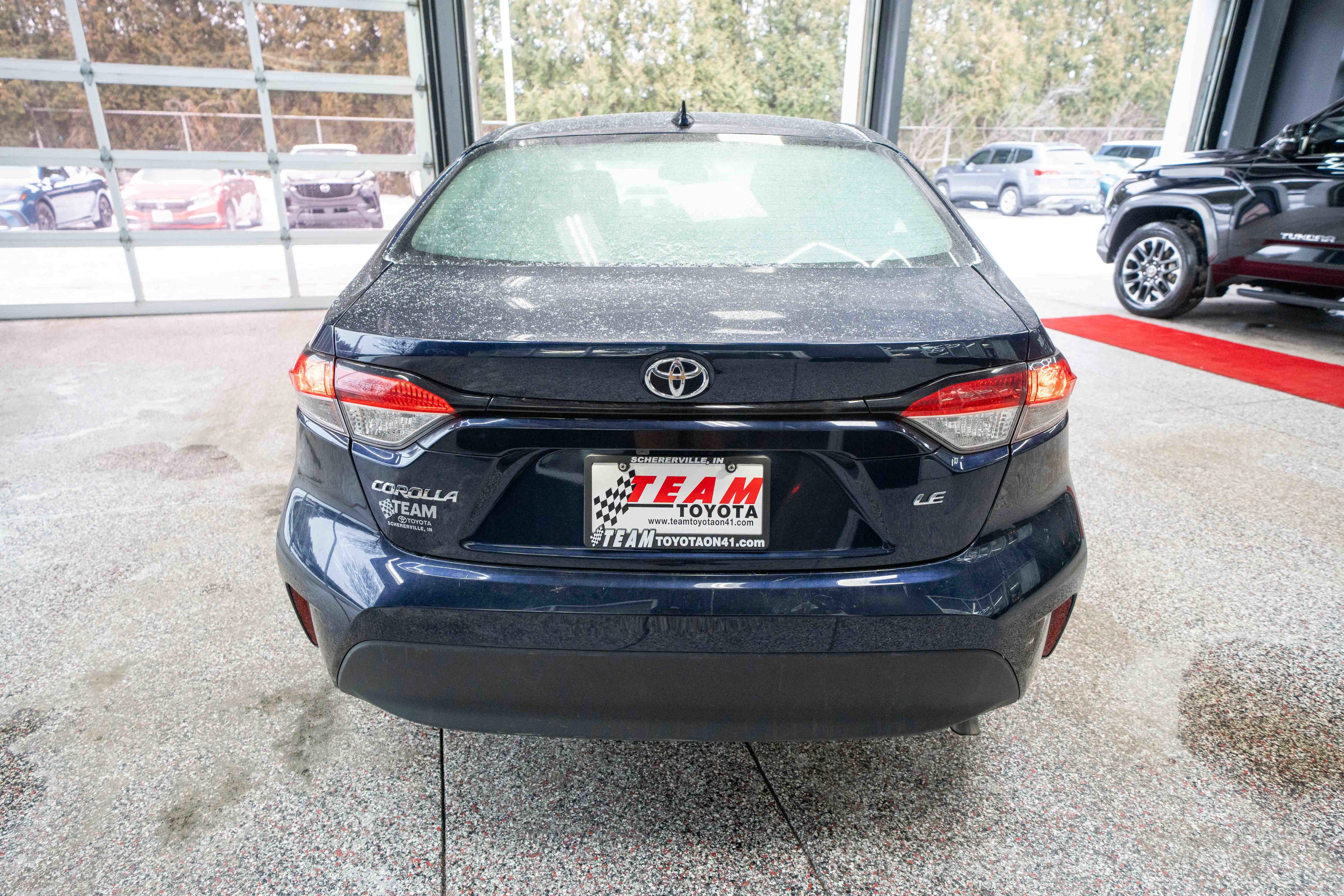 Used 2023 Toyota Corolla LE image 3