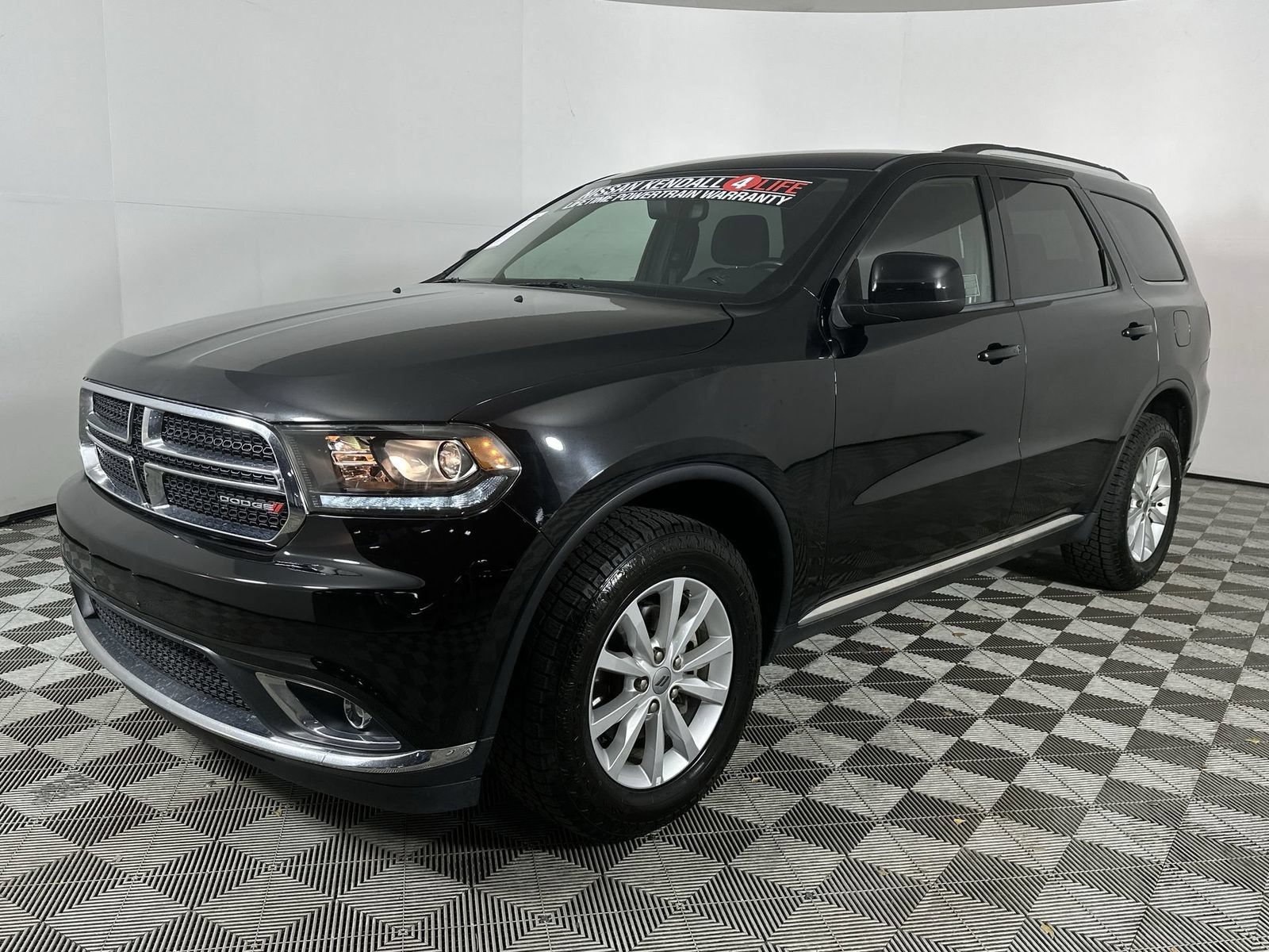 Used 2019 Dodge Durango SXT AWD/4WD image 4