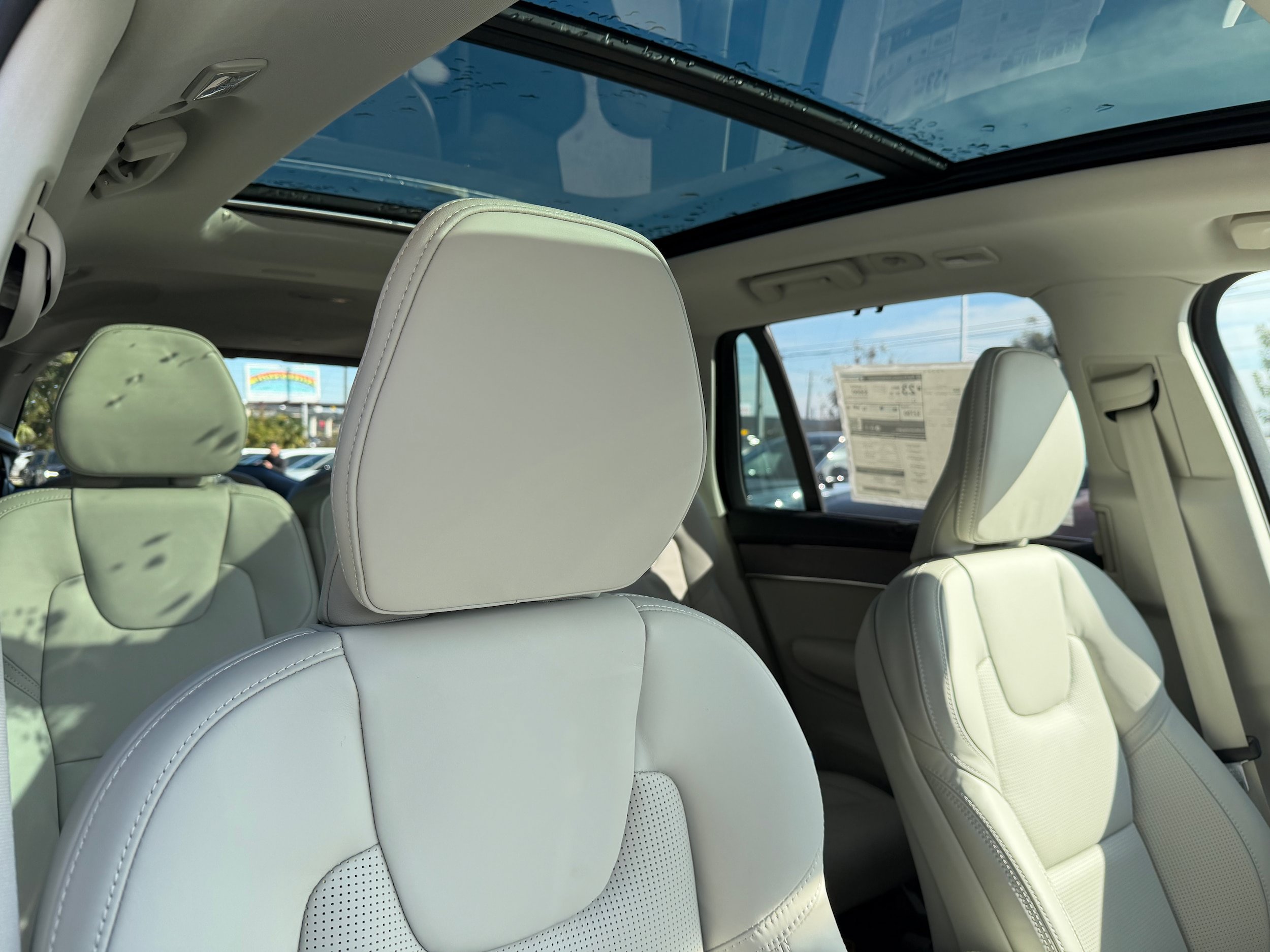 New 2026 Volvo XC90 B6 Ultra w/ Protection Package AWD/4WD image 9