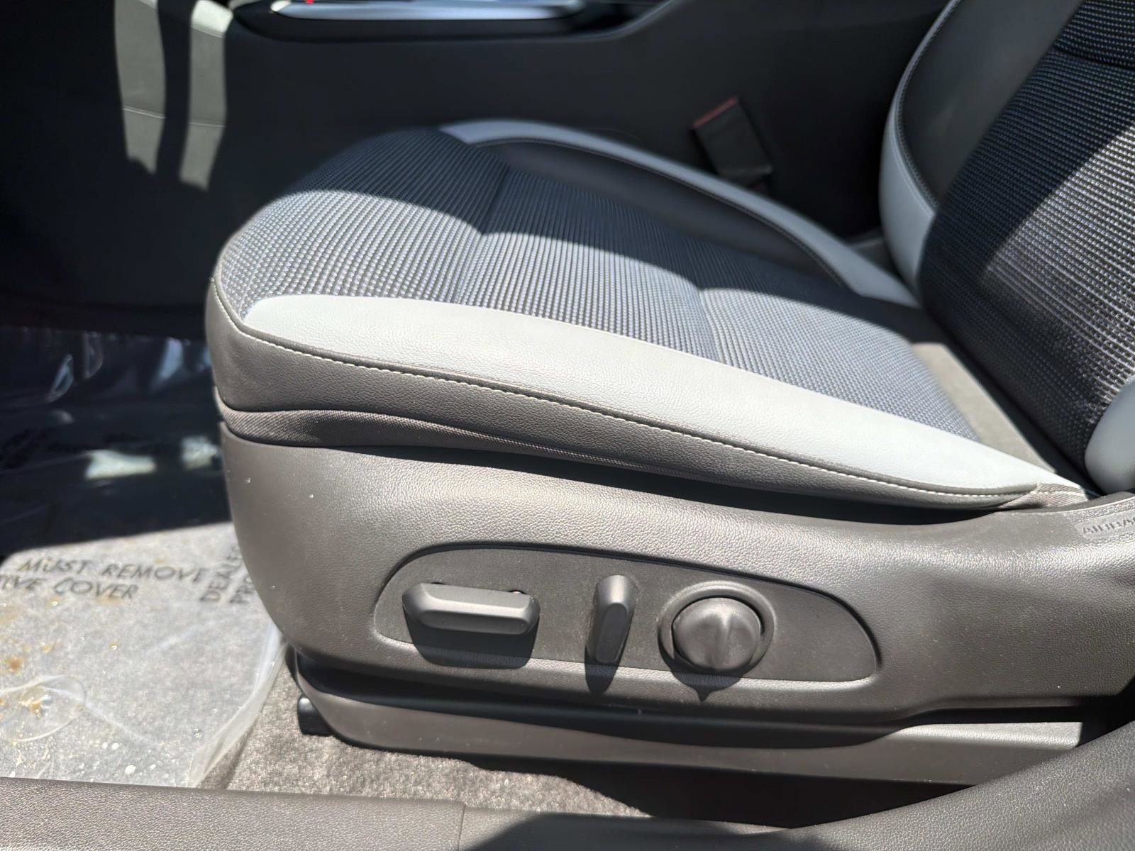 Used 2024 Buick Envista Preferred w/ Convenience I Package image 19