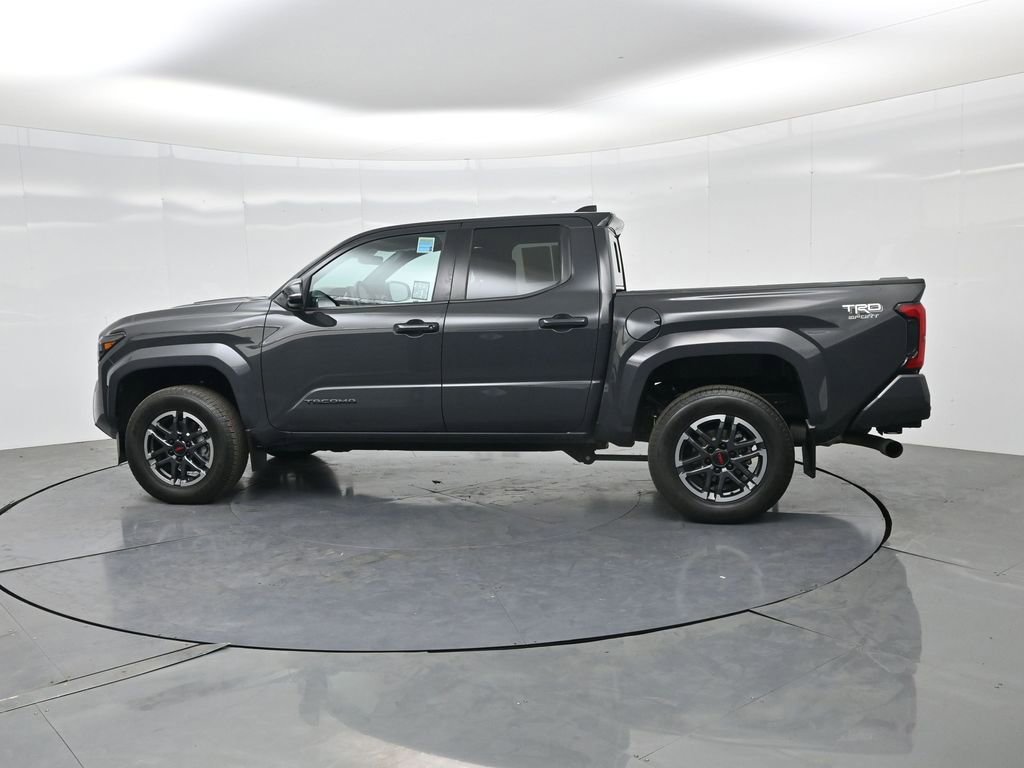 Used 2024 Toyota Tacoma TRD Sport w/ TRD Sport Upgrade Package AWD/4WD image 5