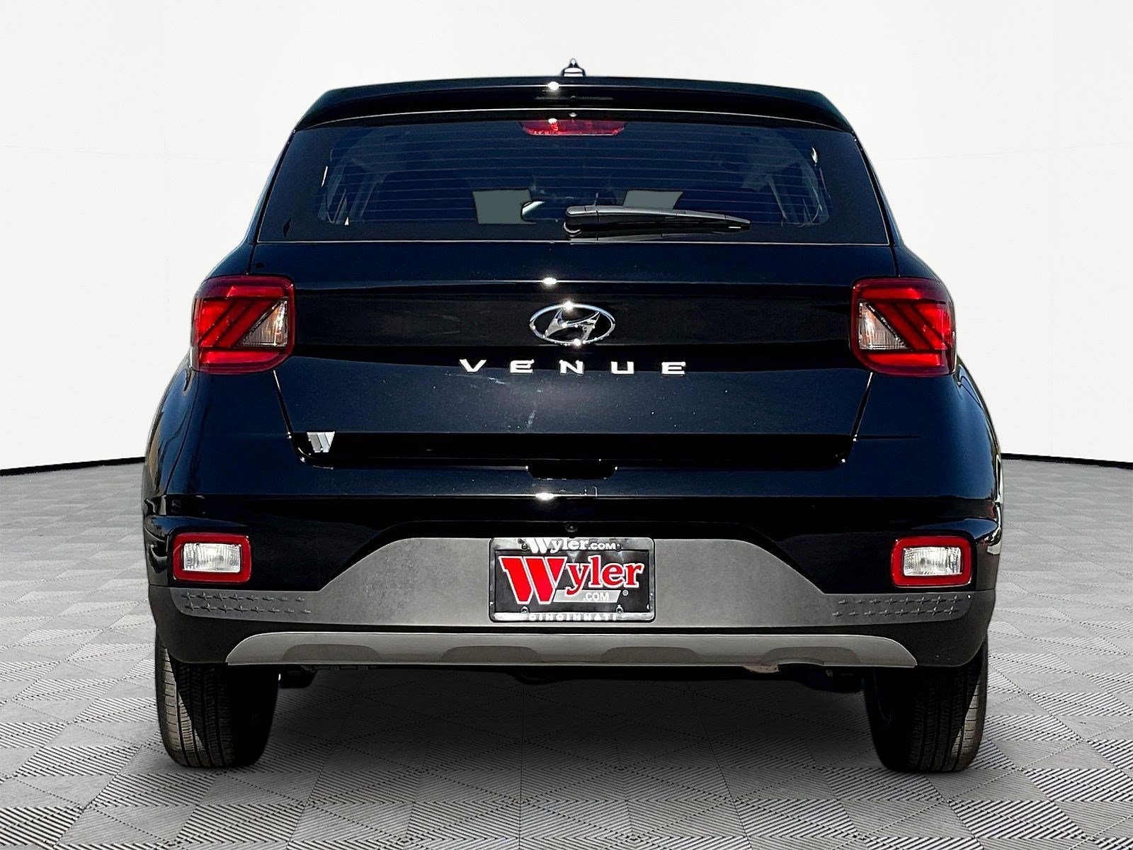 New 2026 Hyundai Venue SE FWD image 5