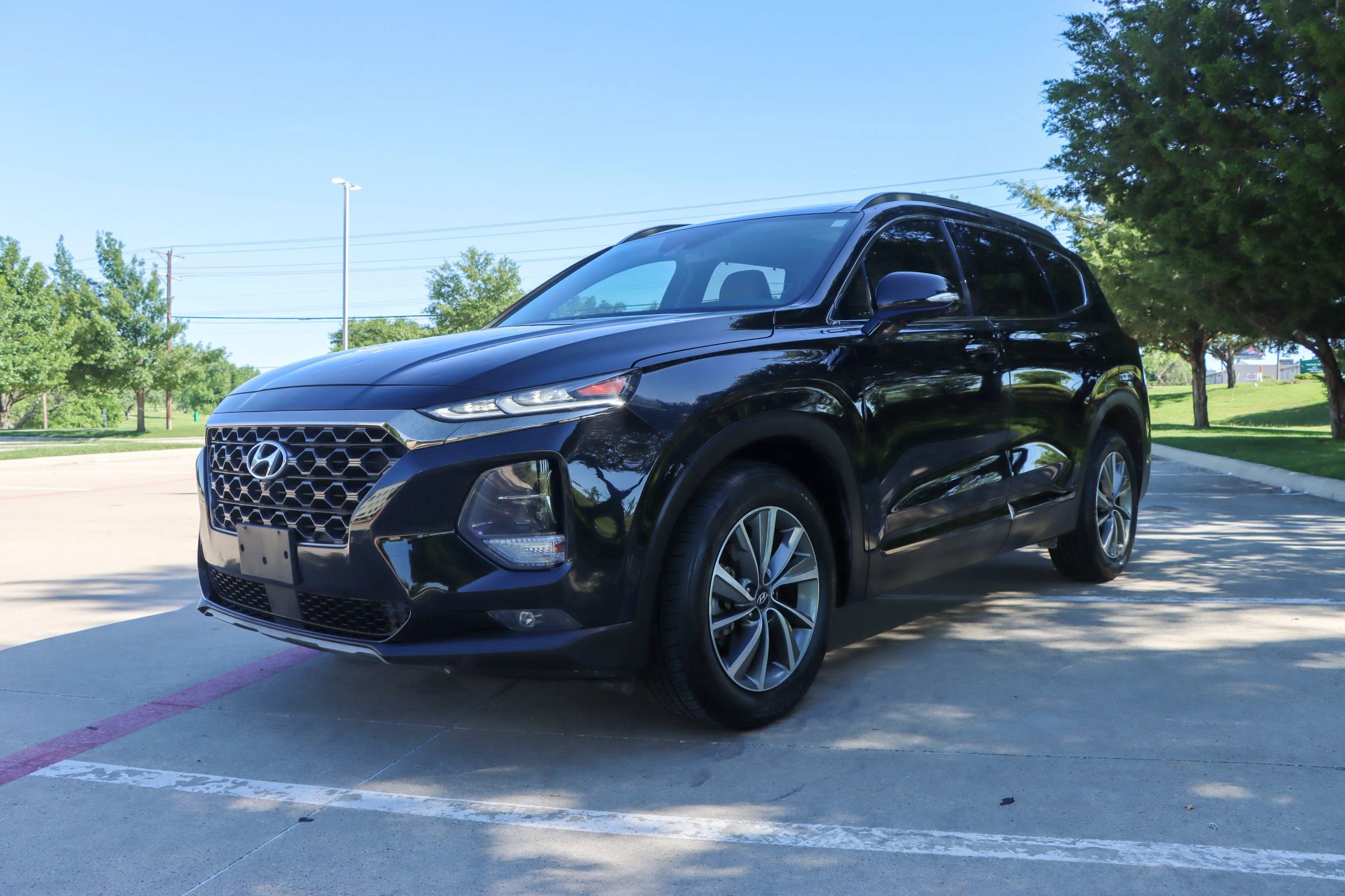 Used 2019 Hyundai Santa Fe FWD image 3