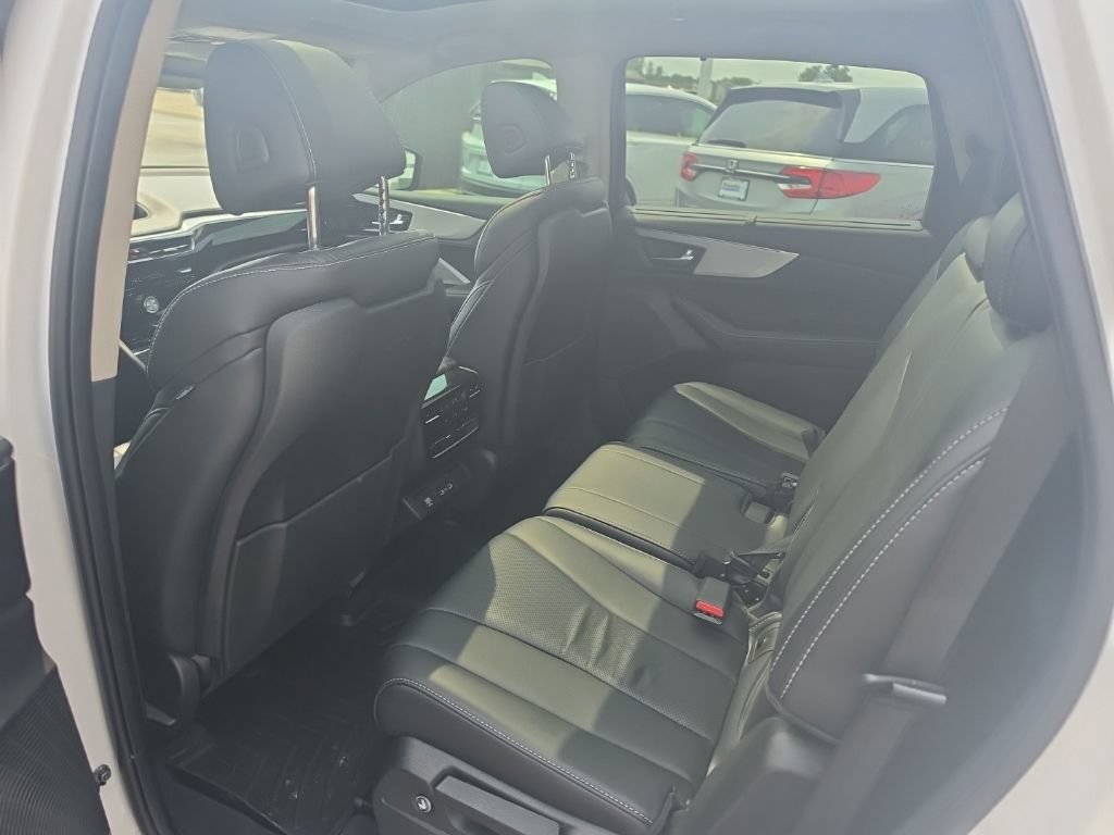 Certified 2024 Acura MDX SH-AWD w/ Technology Package image 26