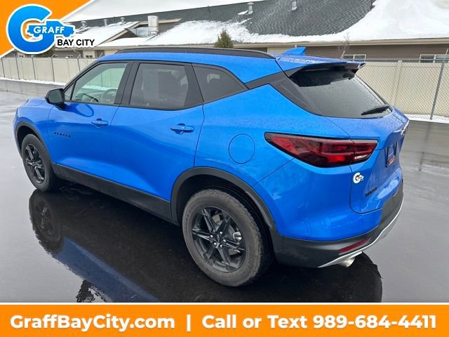 Used 2025 Chevrolet Blazer LT w/ Midnight/Sport Edition image 3