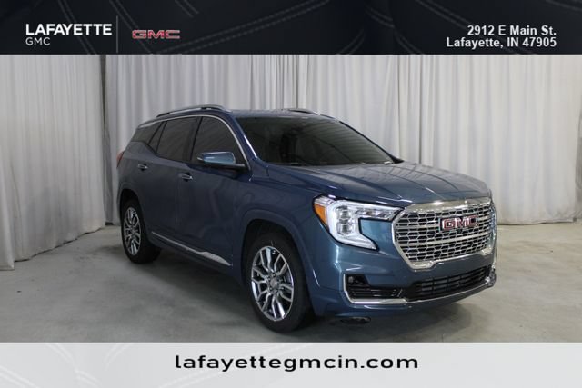 Used 2024 GMC Terrain Denali w/ Denali Premium Package