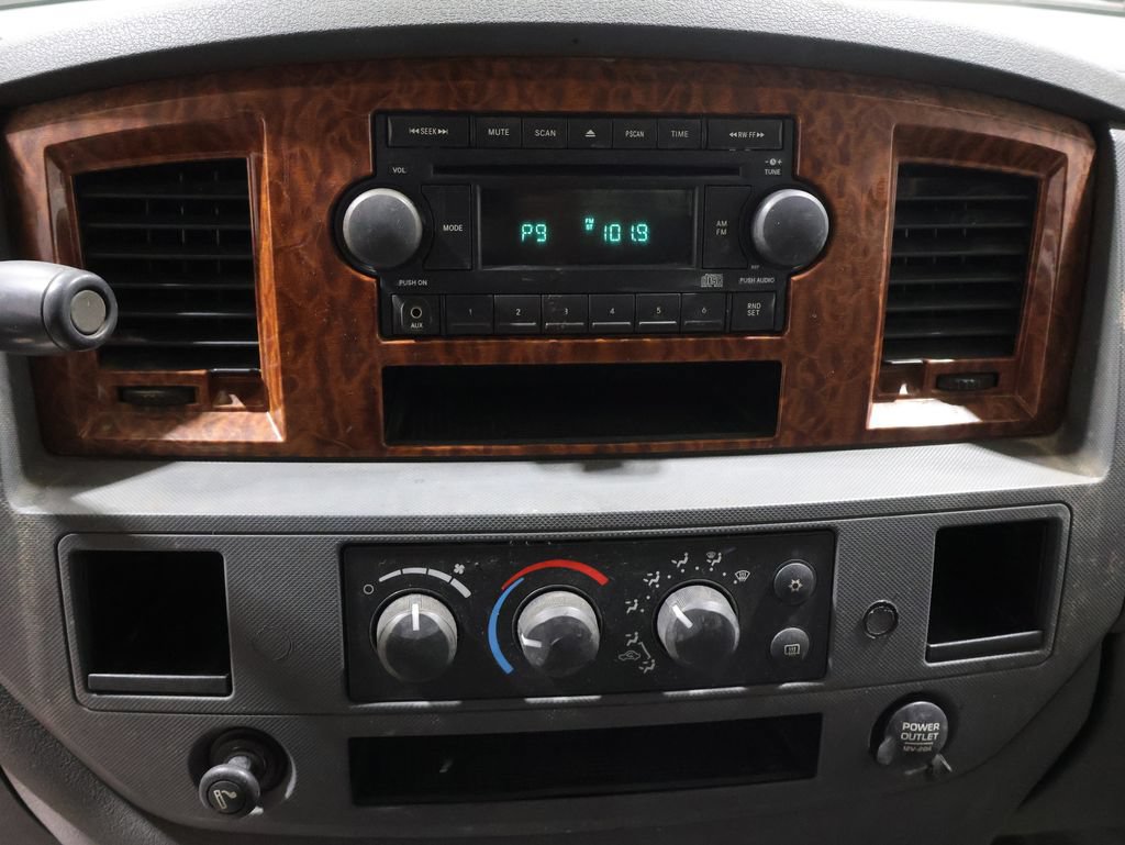 Used 2006 Dodge Ram 2500 Truck SLT w/ Quad Cab Big Horn Value Group AWD/4WD image 24