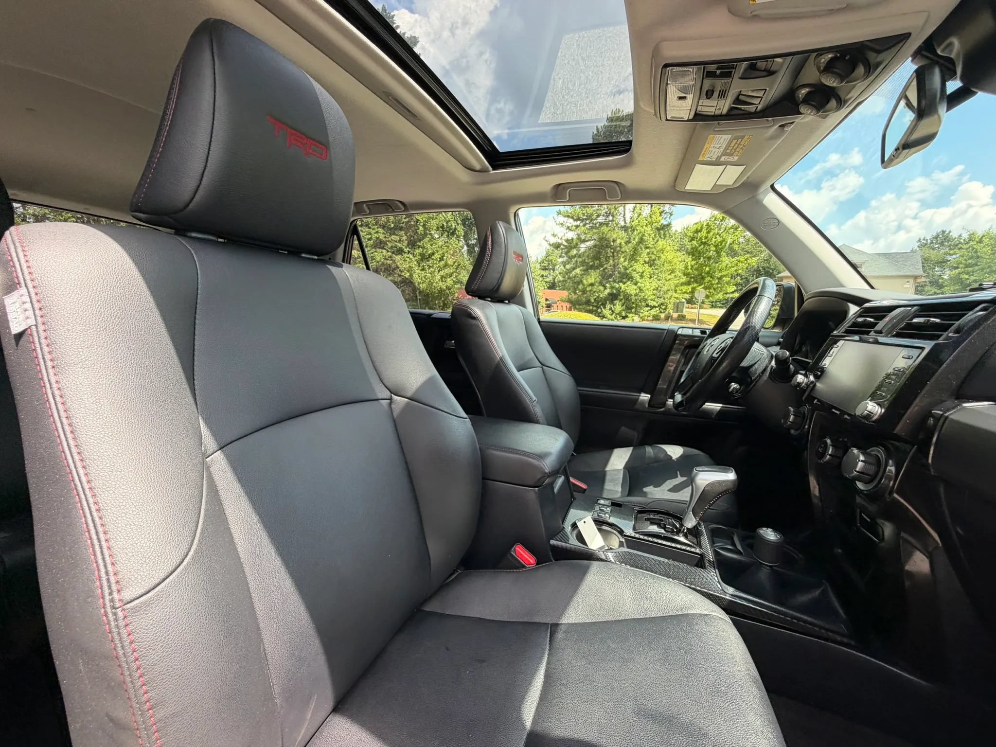 Used 2023 Toyota 4Runner TRD Off-Road Premium w/ Off Road Premium Plus Package AWD/4WD image 16