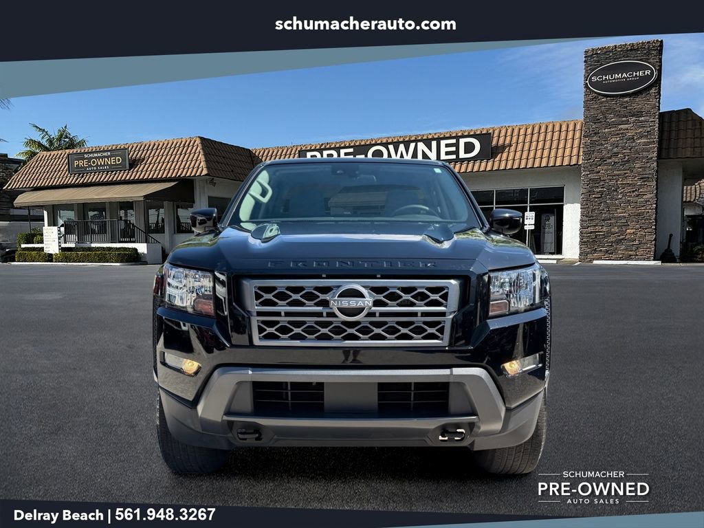 Used 2022 Nissan Frontier SV AWD/4WD image 2