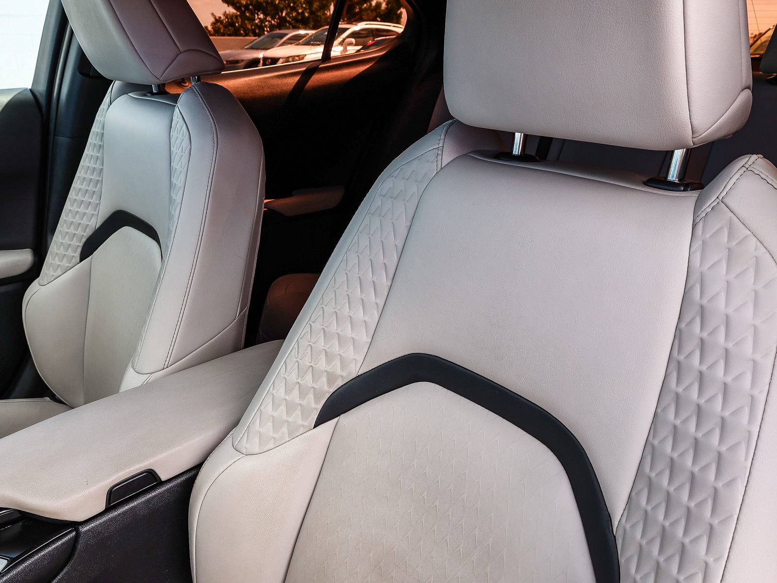 Used 2019 Lexus UX 200 w/ Accessory Package 2 FWD image 28