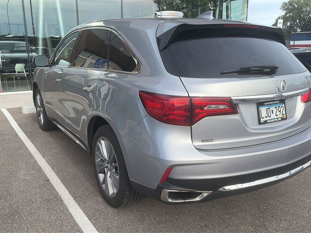 Used 2017 Acura MDX w/ Technology Package AWD/4WD image 11