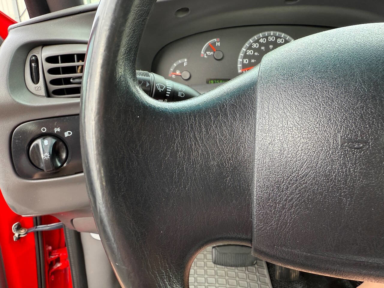 Used 2003 Ford F150 XL image 25