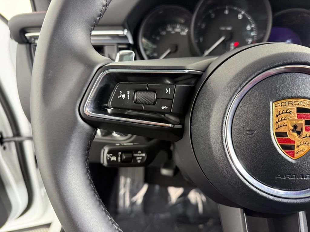 Certified 2026 Porsche Macan Turbo image 28