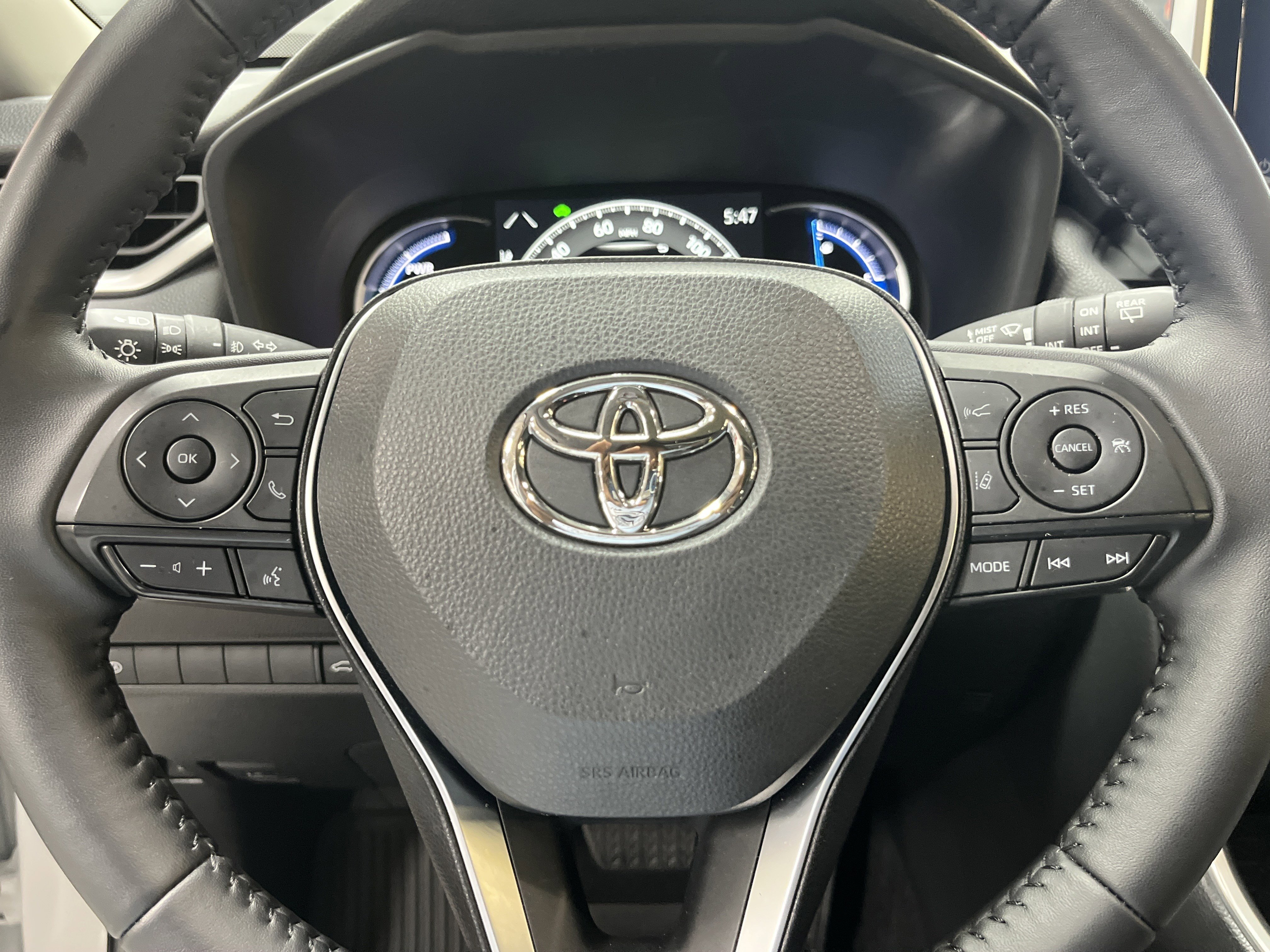 Certified 2025 Toyota RAV4 XLE Premium AWD/4WD image 18