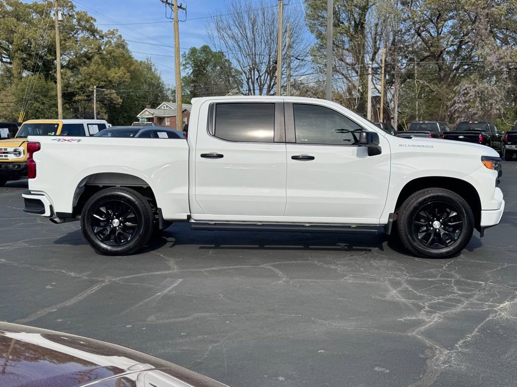 Used 2023 Chevrolet Silverado 1500 Custom image 8