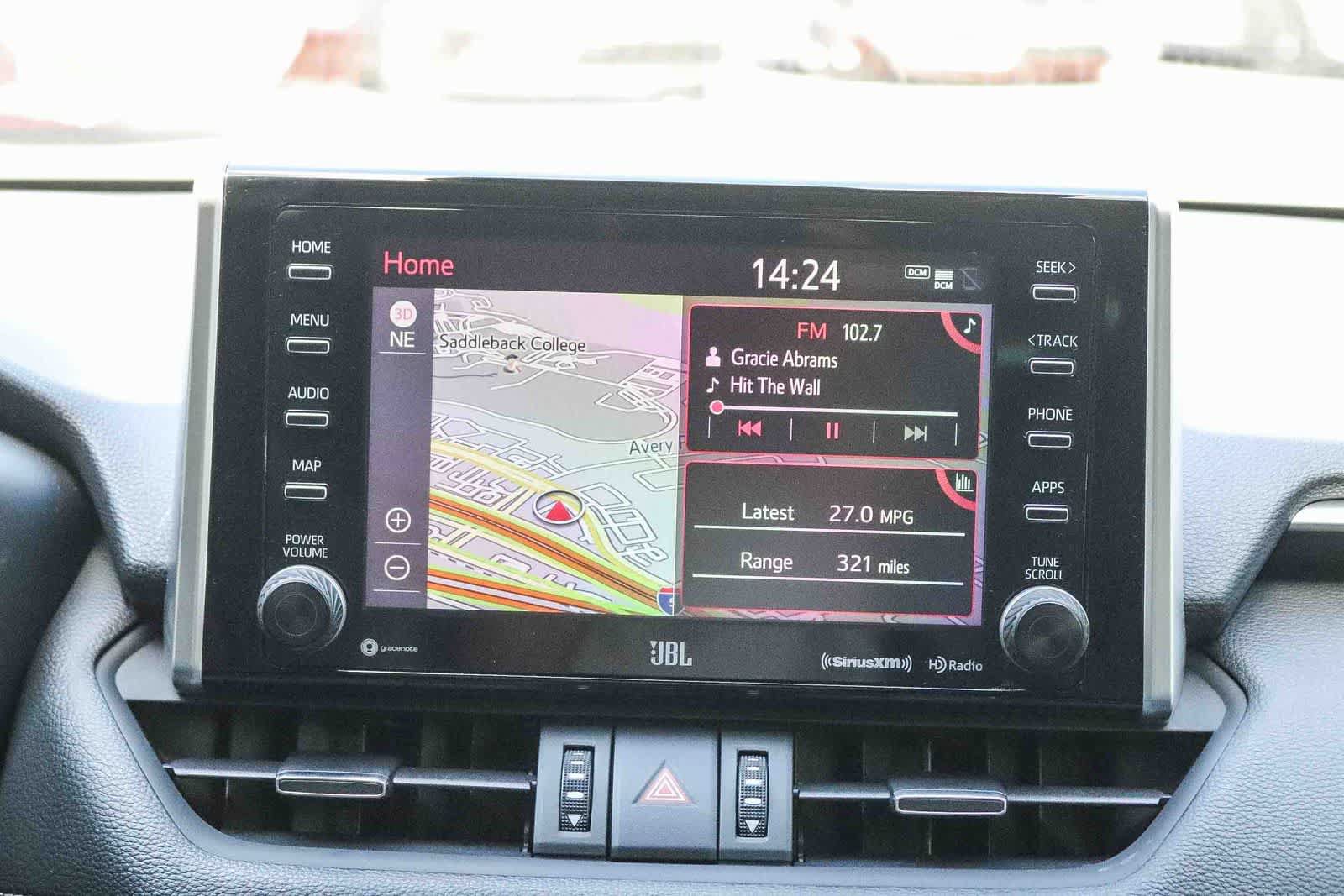 Used 2020 Toyota RAV4 Limited FWD image 13