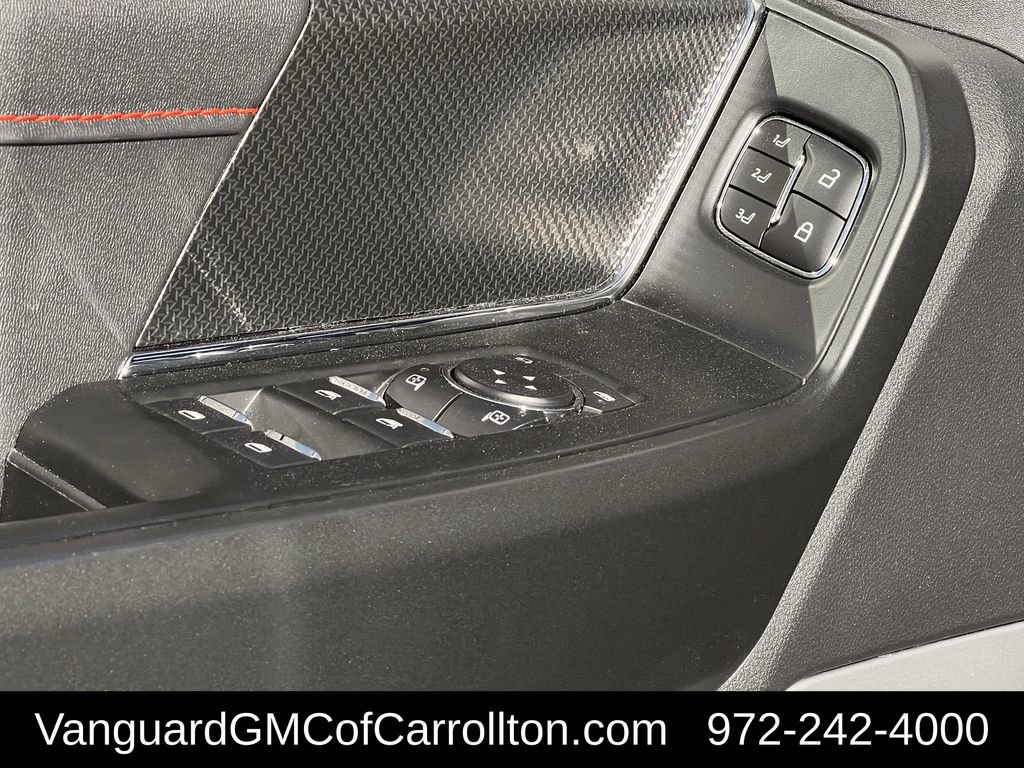 Used 2025 Ford F150 Raptor image 23