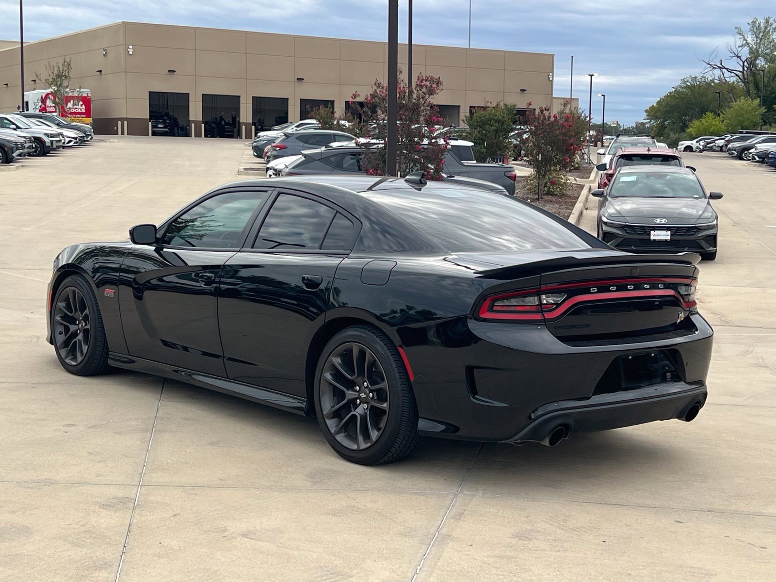 Used 2023 Dodge Charger Scat Pack w/ Harman/Kardon Audio Group RWD image 9