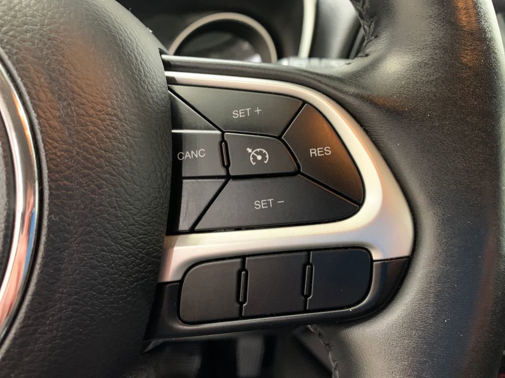 Used 2019 Jeep Compass Altitude image 14