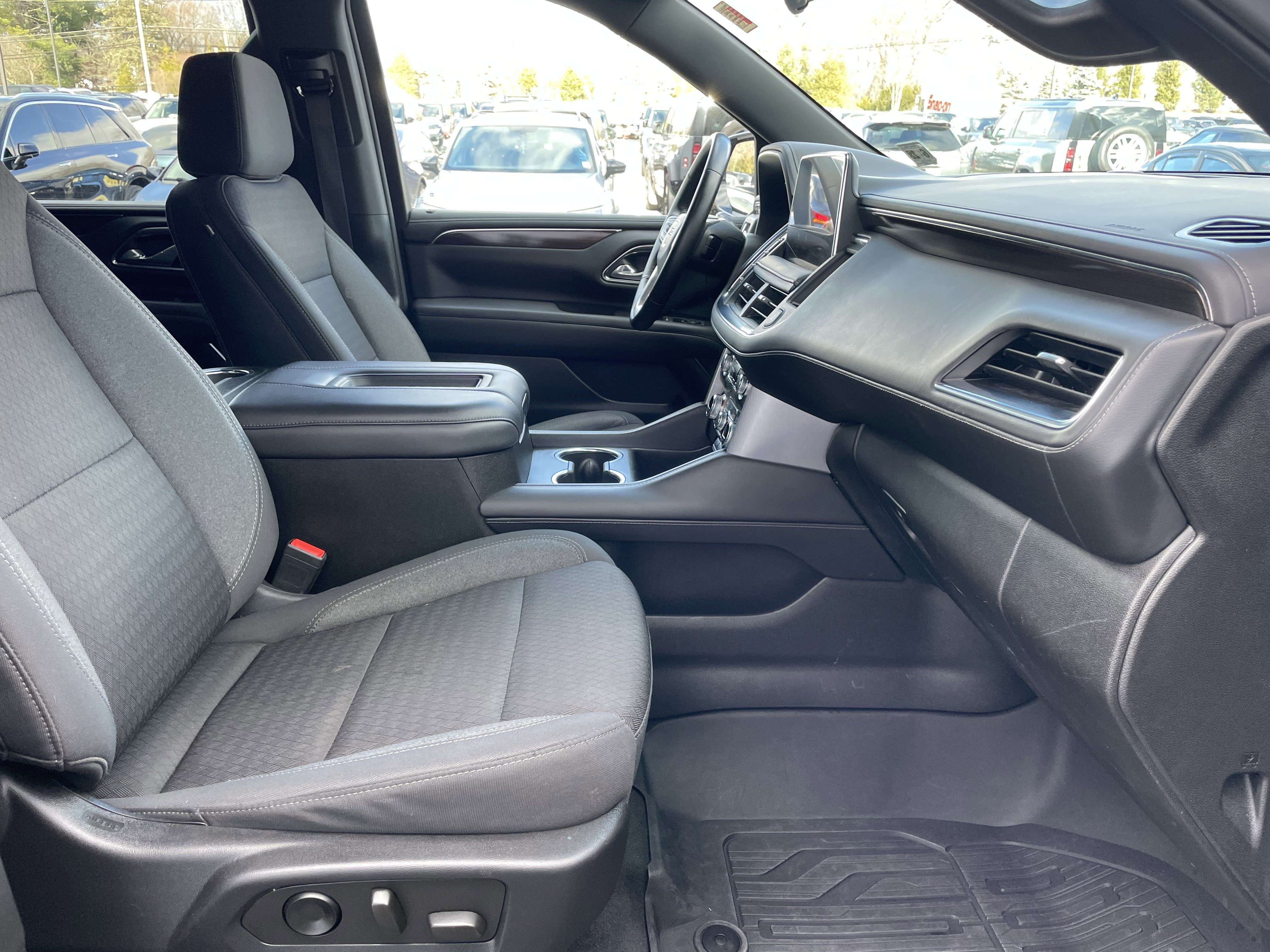 Used 2023 GMC Yukon XL SLE w/ Gmc Pro Safety Plus Package image 15