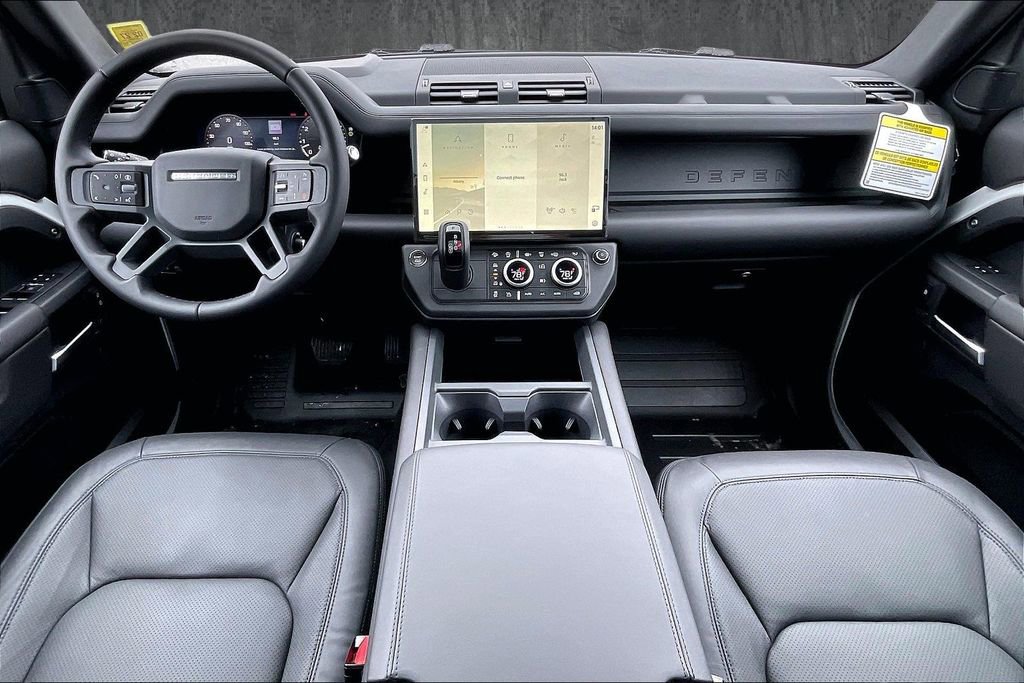 New 2026 Land Rover Defender 130 X-Dynamic SE AWD/4WD image 5