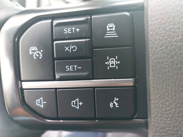 Used 2024 Ford F150 Platinum w/ FX4 Off-Road Package image 17