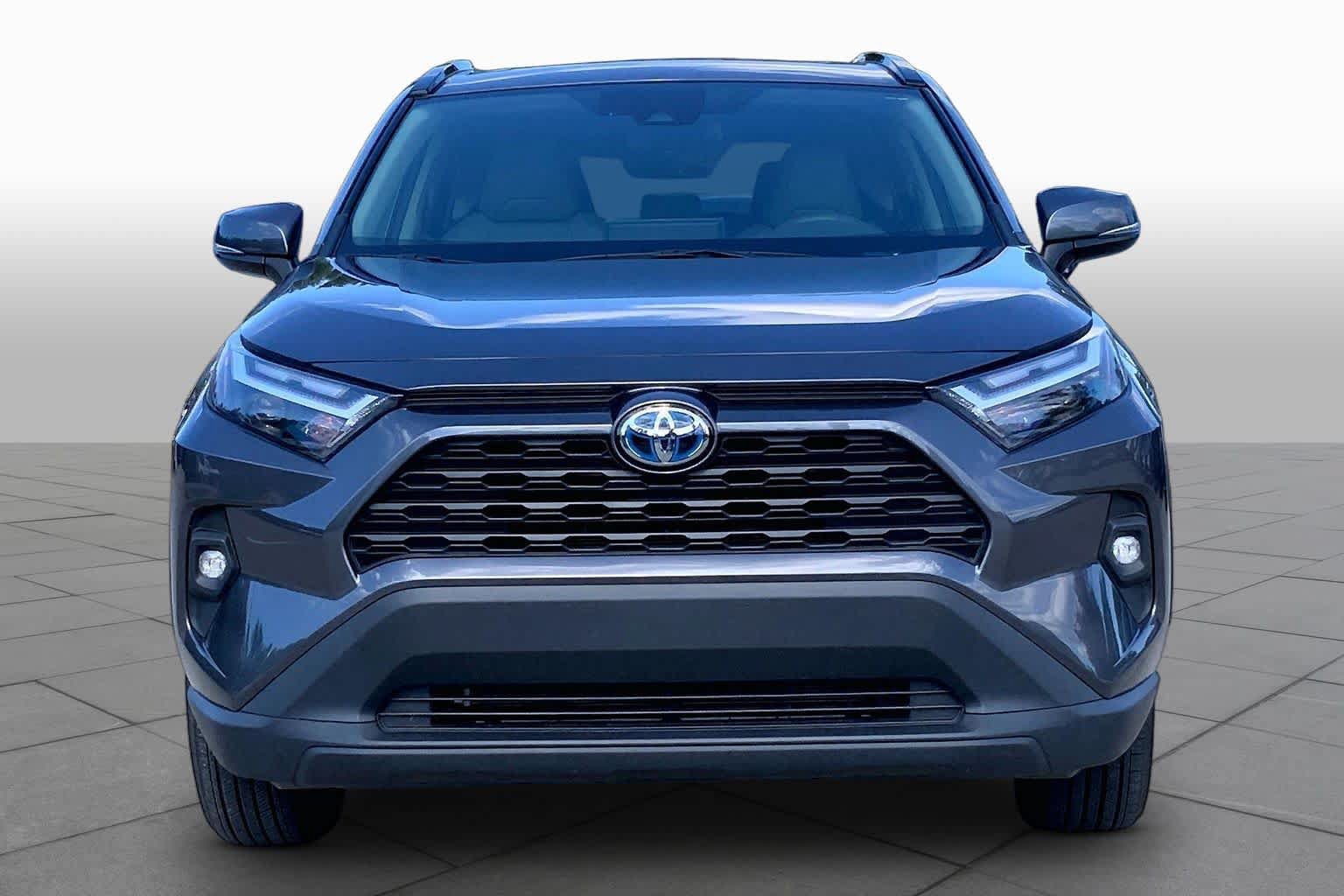Used 2024 Toyota RAV4 XLE Premium w/ Weather Package AWD/4WD image 4