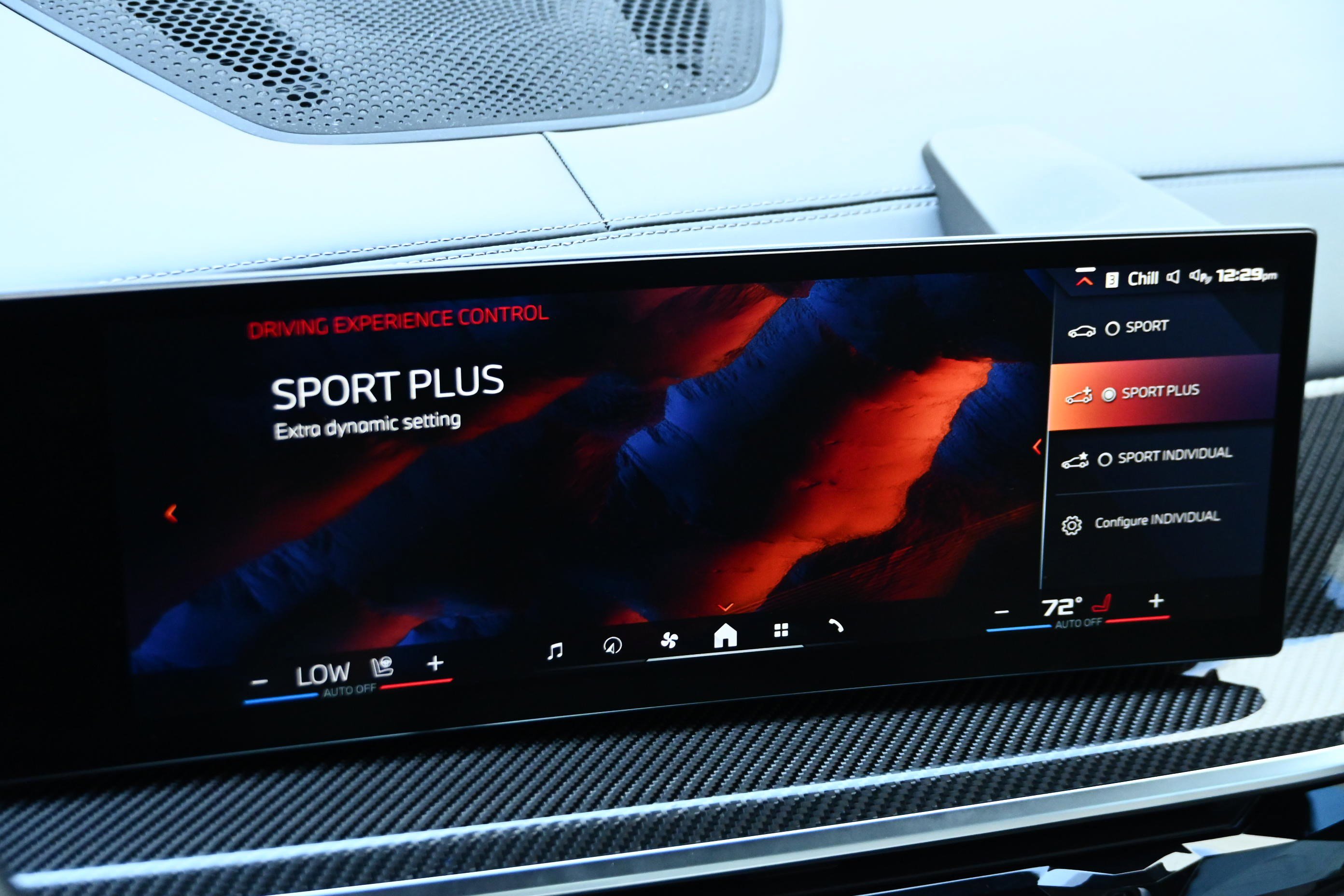 Used 2024 BMW X7 M60i w/ Executive Package image 37