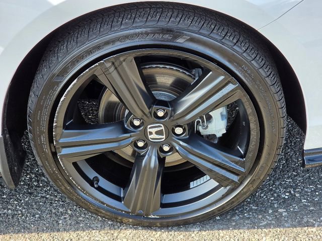 Certified 2025 Honda Accord Sport image 9
