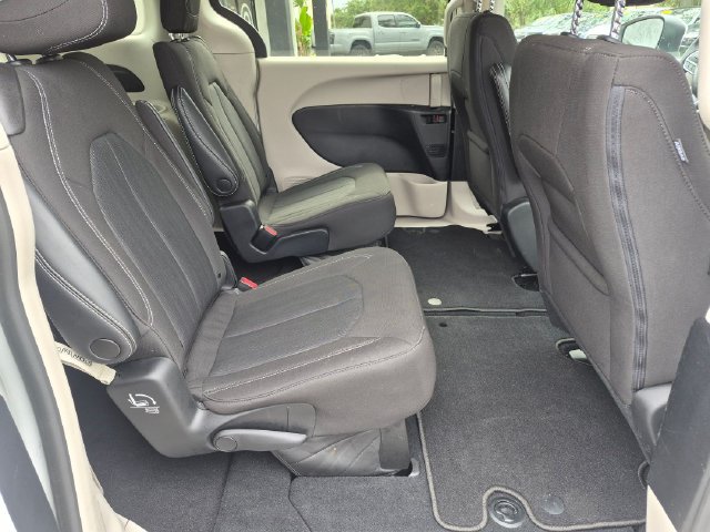 Used 2023 Chrysler Voyager LX FWD image 24