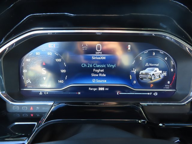 Certified 2025 Chevrolet Silverado 1500 High Country w/ Technology Package image 18