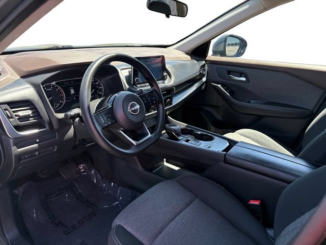 Used 2023 Nissan Rogue SV FWD image 12