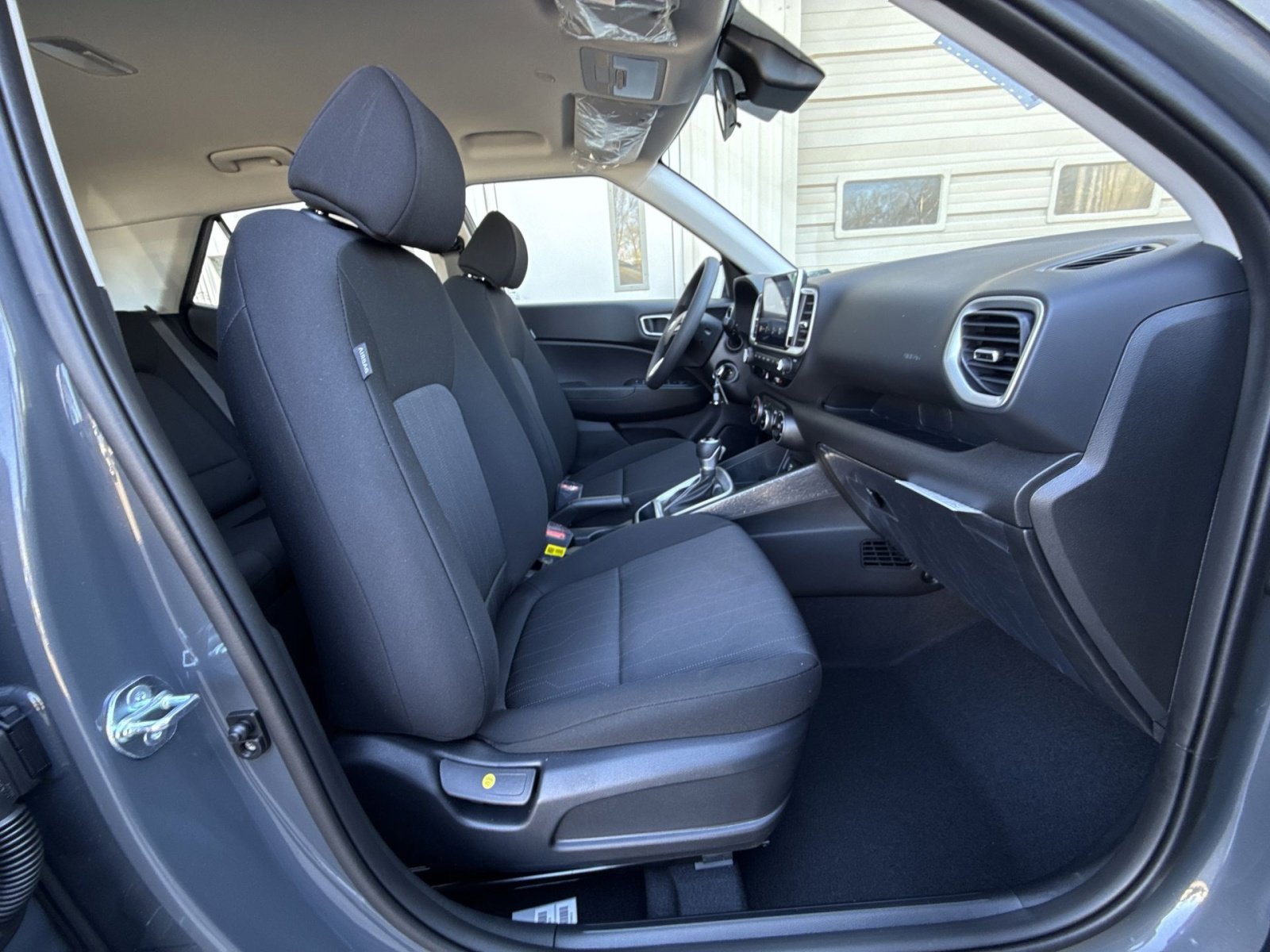 New 2026 Hyundai Venue SE image 25