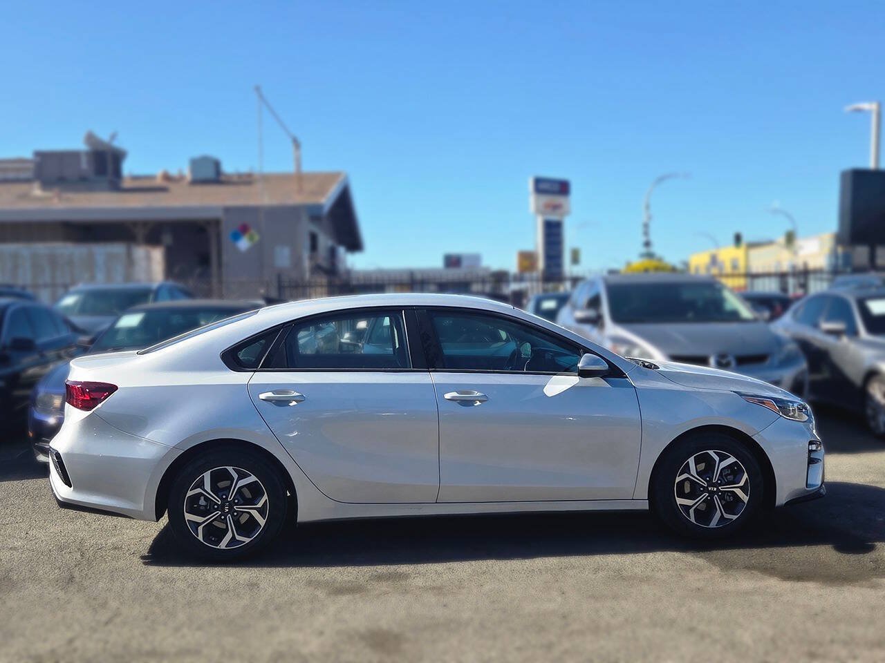 Used 2020 Kia Forte LXS FWD image 8