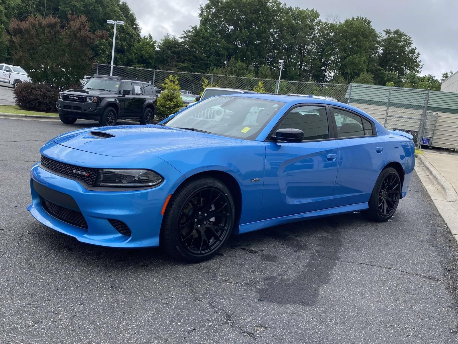 Used 2023 Dodge Charger R/T w/ Navigation & Travel Group RWD image 3