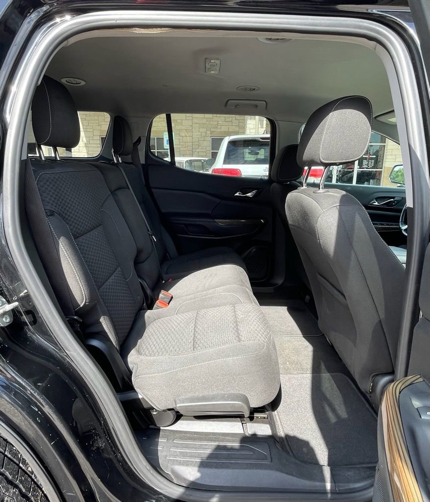 Used 2018 GMC Acadia SLE FWD image 33