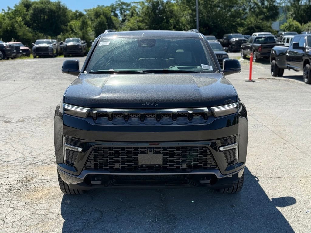 New 2026 Jeep Grand Wagoneer Summit AWD/4WD image 3