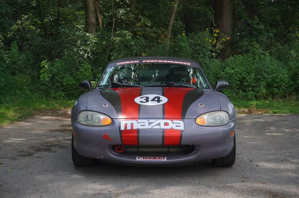 Used 1999 MAZDA MX-5 Miata RWD image 3