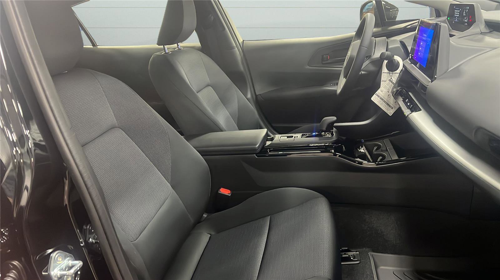 New 2026 Toyota Prius LE image 18