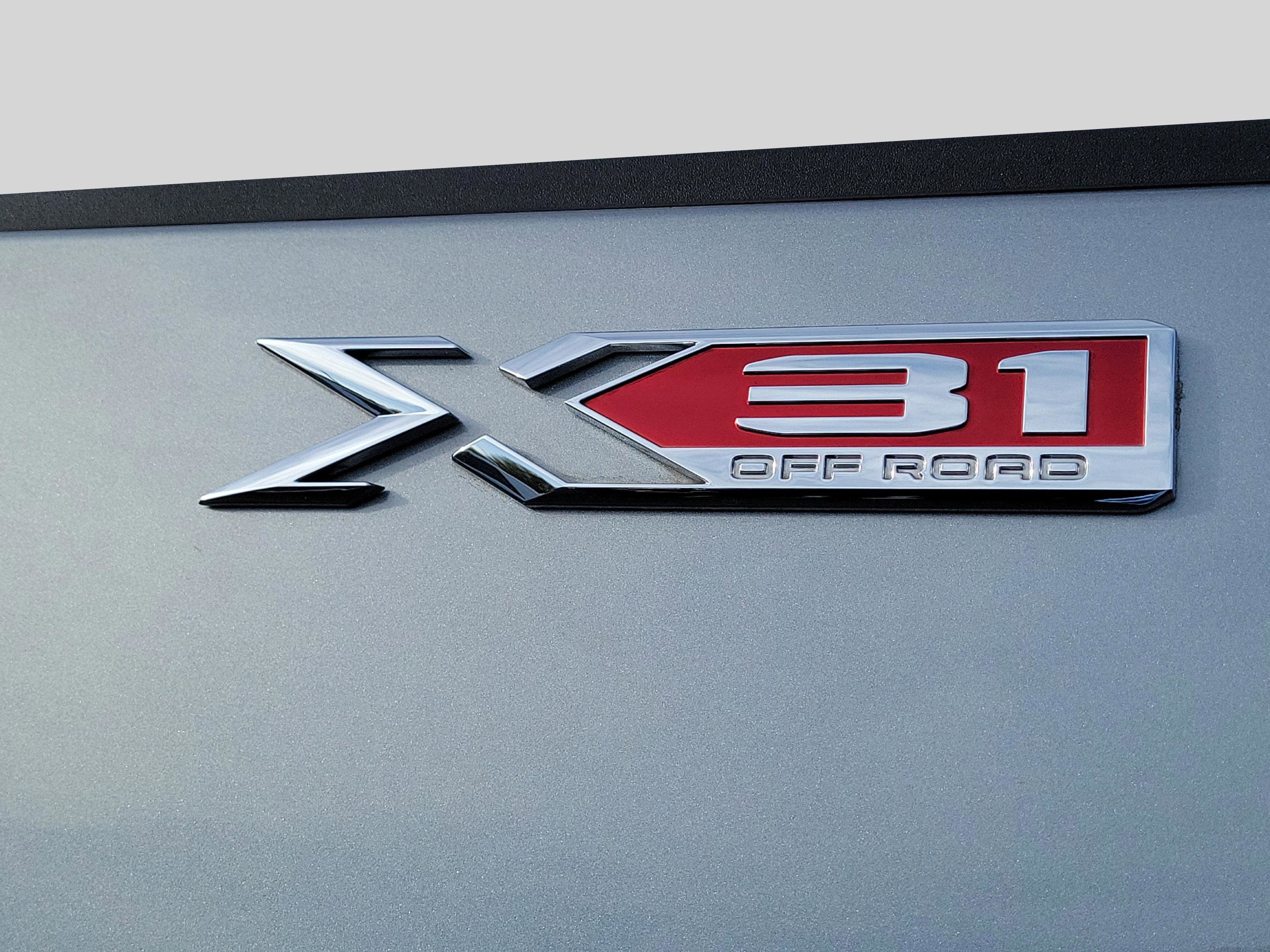 Used 2025 GMC Sierra 3500 Pro w/ 1SA Pro Safety Plus Package AWD/4WD image 33