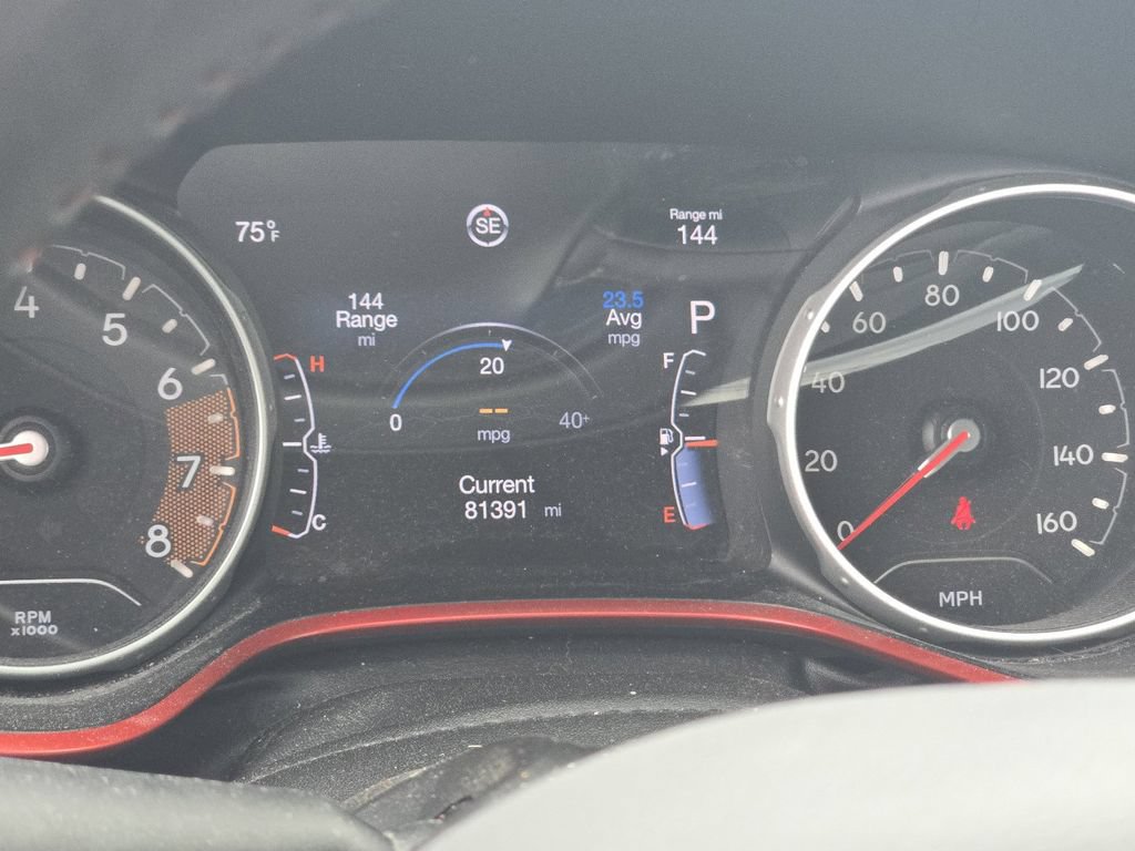 Used 2018 Jeep Compass Trailhawk w/ Cold Weather Group AWD/4WD image 26