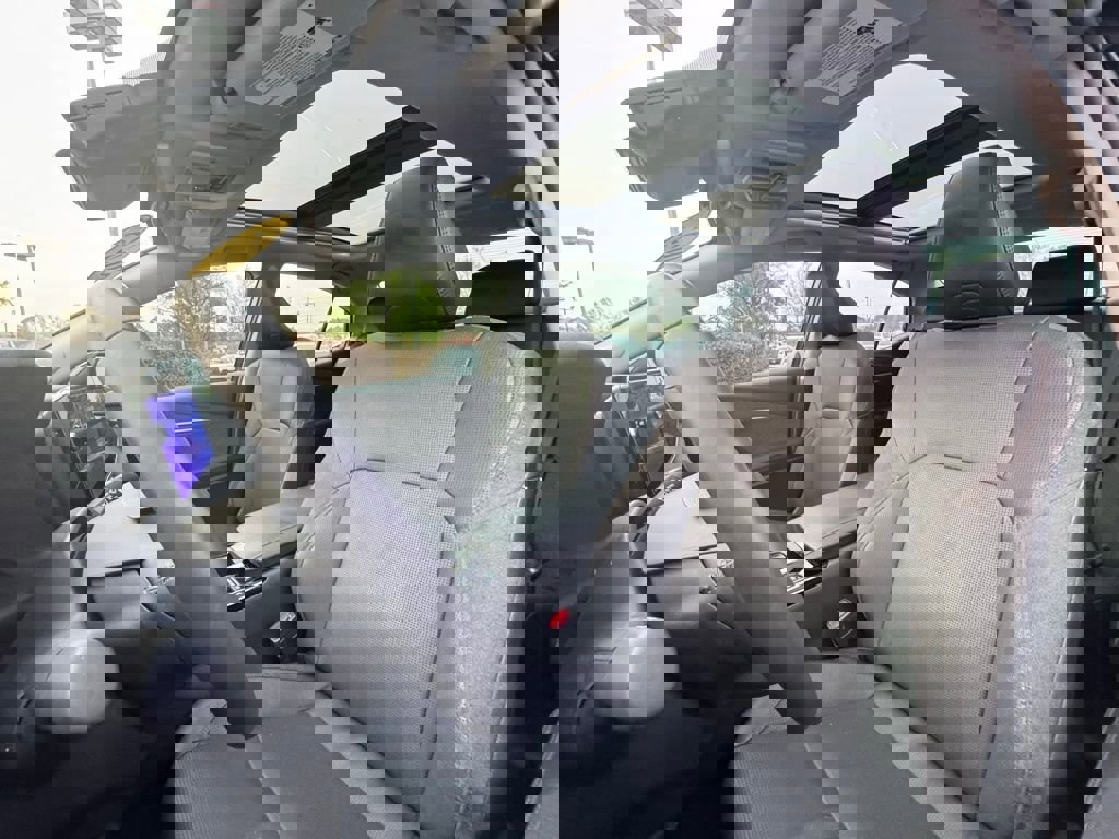 Used 2025 Toyota Camry XLE w/ Premium Plus Package image 22