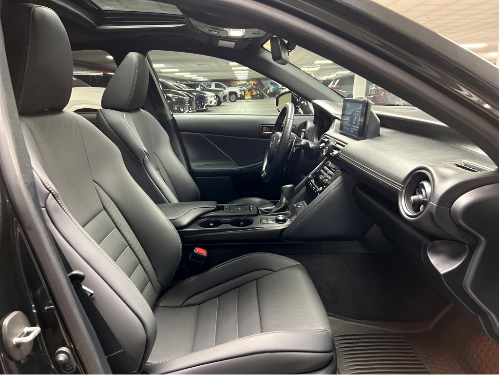 Certified 2024 Lexus IS 350 F Sport image 25