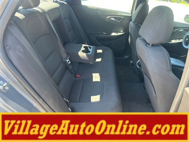 Used 2017 Chevrolet Malibu LT FWD image 35