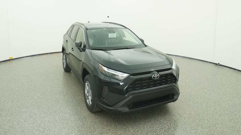 New 2025 Toyota RAV4 XLE image 32