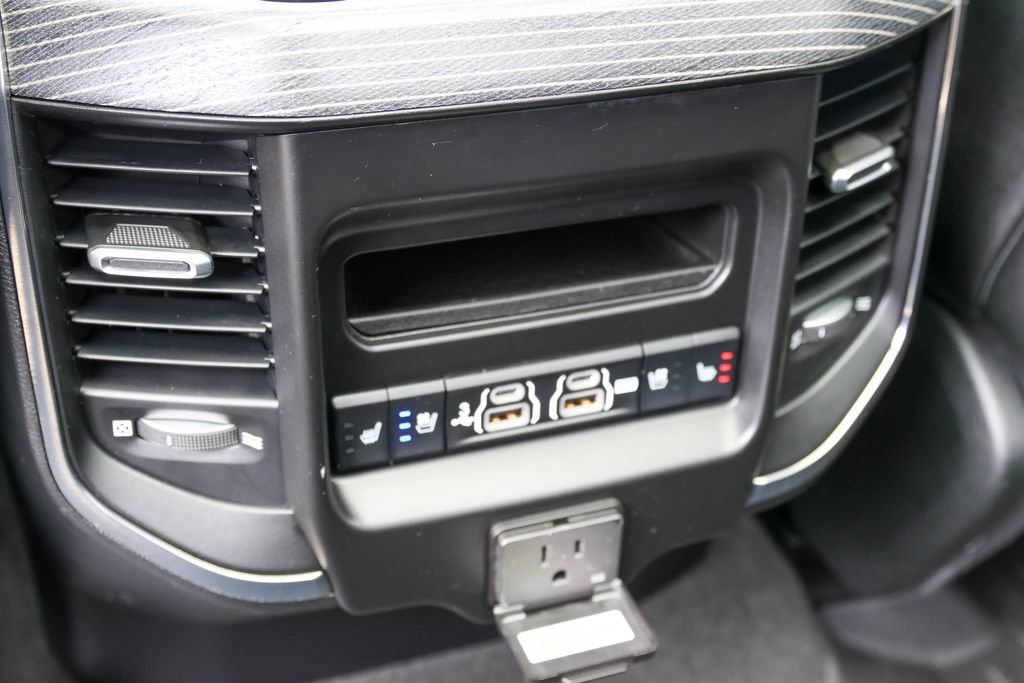Used 2020 RAM 1500 Limited image 20