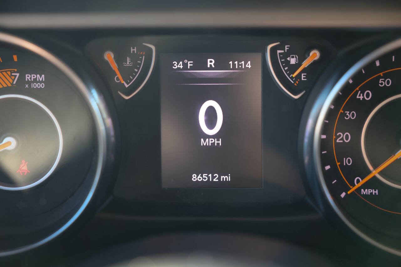 Used 2020 Jeep Wrangler Sport image 21