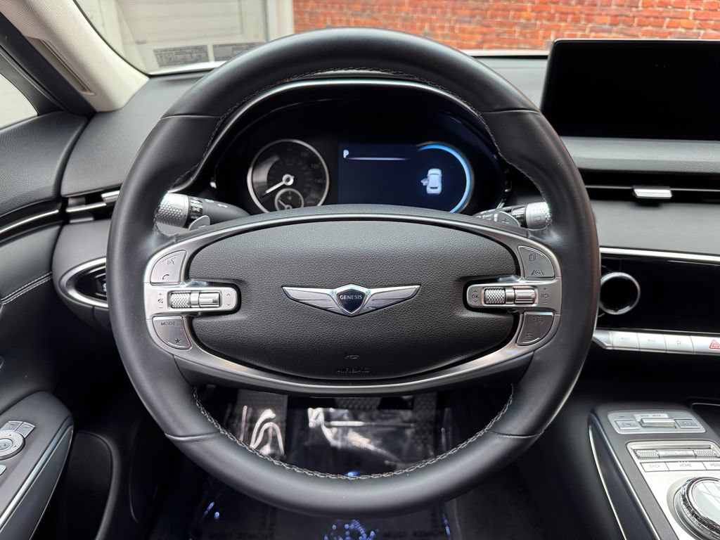 Used 2022 Genesis GV70 2.5T w/ Select Package AWD/4WD image 14